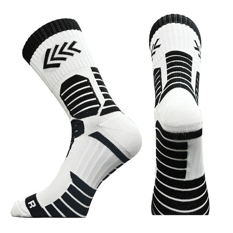 Adidas basketball deals crew socks